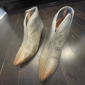 Two tone leather metallic heel ankle boots size 6